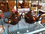 GLAZED BROWN TEAPOTS WITH LIDS
