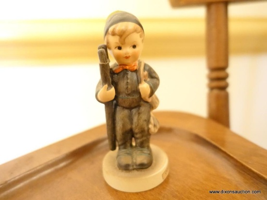 (DR) HUMMEL CHIMNEY SWEEP FIGURINE- MARKED WITH BEE- 4"H