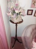 (RIGHT BED) CHERRY PLANT STAND WITH PIE CRUST AND LEATHER TOP- 12