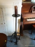 (DEN) IRON CANDLE STAND WITH HURRICANE SHADE-10