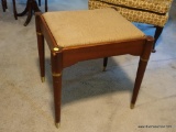 (DEN) MID CENTURY MODERN LIFT TOP SEWING STOOL- 16