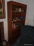 (DEN) ONE OF A PR. OF OAK BOOKCASES- 36