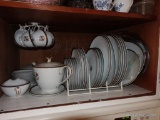 (KIT) CONTENTS OF 2ND SHELF ABOVE THE OVEN- 8 PC PLACES SETTING OF NORITAKE GOLDCOAST CHINA- 8