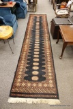 LONG BLACK/RUST HALLWAY RUNNER