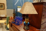 PAIR OF URN-SHAPED TABLE LAMPS
