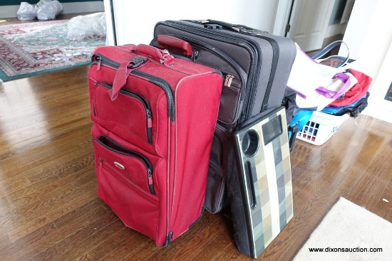 (MLR) ASSORTED SUITCASES; TOTAL OF 3 PIECES. 2 LARGE UPRIGHT ROLLING BAGS IN RED AND GREY (ONE IS BY