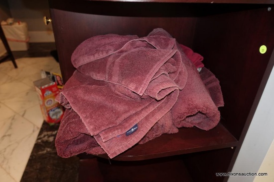 (MBA) MASTER BATH LINENS LOT; INCLUDES ALL LINENS FROM MASTER BATHROOM SHELF UNDER COUNTER AND LOT