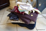 (BN) KITCHEN LINENS AND MORE LOT; INCLUDES SEVERAL PADDED SEAT CUSHIONS AS WELL AS PLACEMATS,