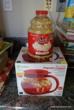 (BN) POPCORN POPPER LOT; INCLUDES AN ECOLUTION MICRO-POP POPCORN POPPER (1 1/2 QT CAPACITY) IN