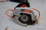 (GAR2) BLACK & DECKER CIRCULAR SAW; BLACK & DECKER CIRCULAR SAW WITH 1-1/2 HP MOTOR.