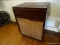 (DR) VINTAGE MID-CENTURY MODERN MAHOGANY STEREOGRAPHIC PHONOGRAPH IN CABINET- 22