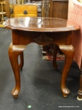 MAHOGANY END TABLE (1 OF A PAIR); HAS QUEEN ANNE FEET AND BANDED TURTLE SHELL SHAPED TOP. MEASURES