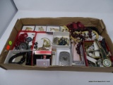 (D3) ASSORTED JEWELRY TRAY LOT; INCLUDES COSTUME PIECES SUCH AS WRISTWATCHES WITH LEATHER BANDS,