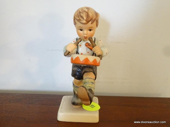 (ENTRANCE HALLWAY) 5"H GOEBEL HUMMEL FIGURINE OF "LITTLE DRUMMER"