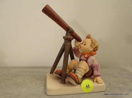 (LRM) GOEBEL HUMMEL FIGURINE OF "STAR GAZER"-5.5"H