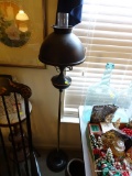 (LRM) EARLY AMERICAN BRASS AND BLACK FLOOR LAMP WITH PAINTED METAL SHADE-56