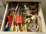 (KIT) DRAWER LOT OF KITCHEN UTENSILS