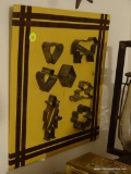 (KIT) PAINTED WOODEN PLAQUE WITH ANTIQUE COOKIE CUTTERS