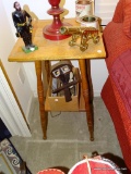 (DEN) ANTIQUE SQUARE OAK TABLE- REFINISHED READY FOR THE HOME- 16