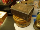 (DEN) 2 TIN LOT: VINTAGE SHERWIN WILLIAMS VARNISH TIN, O-CEDAR MOP POLISH #4 TIN