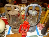 (DEN) 3 LANTERNS: 2 ARE VINTAGE MADE IN THE U.S. DIETZ AND 1 IS A SMALL RED GLOBE BRAND LANTERN