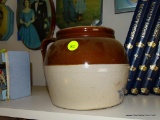 (DEN) VINTAGE BROWN AND SALT GLAZED SINGLE HANDLED AND LIDDED CROCK: 7 IN X 6 IN