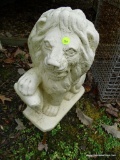 (BACK) CONCRETE LION YARD ORNAMENT : 9 IN X 19 IN X 19 IN