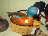 (DUCK) CARVED DUCK DECOY OF A BLUE WINGED TEAL BY J.C. REED, CHINCOTEAGUE, VA: 12 IN LONG