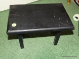 (DUCK) BLACK PAINTED WOODEN STEP STOOL: 12 IN X 8 IN X 8 IN