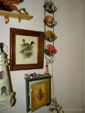 (DUCK) WALL LOT: FRAMED DUCK PRINT IN SHADOW BOX FRAME, 4 WALL HANGING DUCK PLATES WITH DISPLAY,