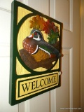 (DUCK) WELCOME SIGN WITH A WOOD DUCK: 9.5 IN X 12 IN