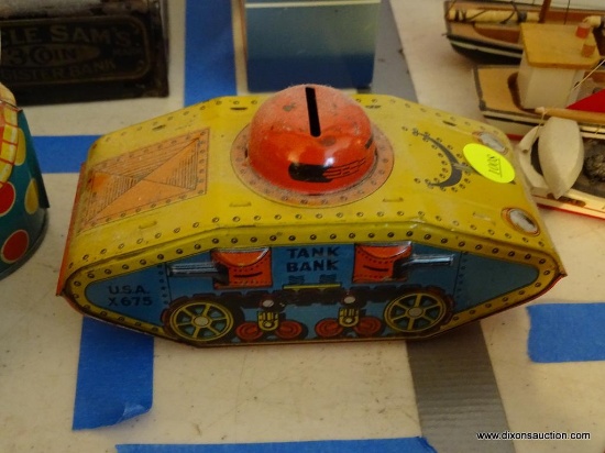 (TOY) ANTIQUE TIN WWI TANK BANK ( MINOR SCRATCH AND DENT- NO LOCKING DEVICE ON BOTTOM- GOOD COLOR-