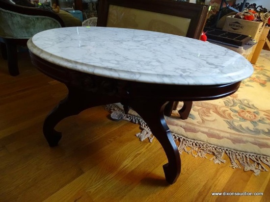 MAHOGANY ROSE CARVED VICTORIAN STYLE OVAL MARBLE TOP COFFEE TABLE- 22"W X 30"L X 18"H