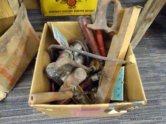 BOX LOT OF TOOLS; THIS IS A BOX CONTAINING VARIOUS WOODEN HANDLED TOOLS SUCH AS FILES, PICKS AND