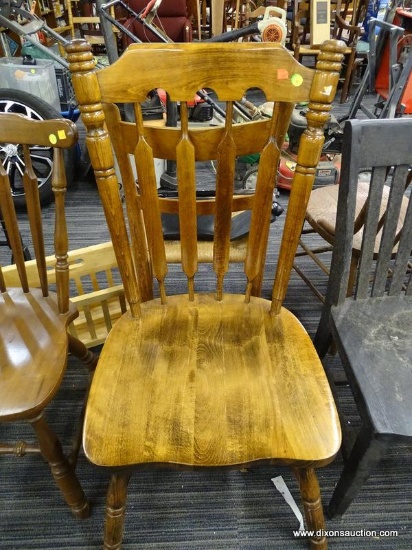 WOOD SIDE CHAIR; WOOD ARROWBACK SIDE CHAIR WITH TURNED BACK SUPPORT POSTS, ARCHED CUTOUTS IN BACK