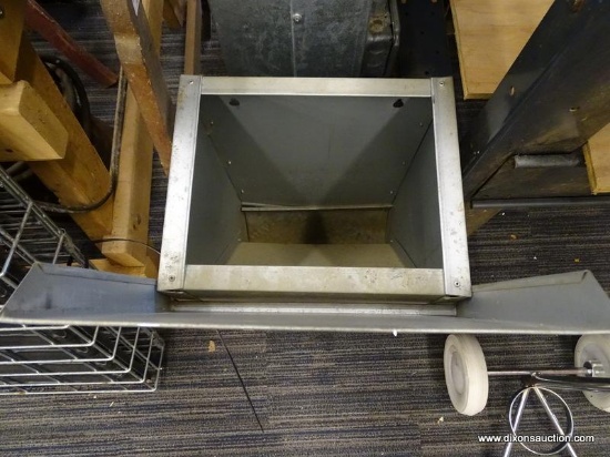 metal automatic dog feeder