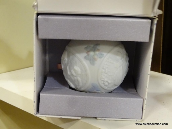 LLADRO ORNAMENT; LLADRO CHRISTMAS ORNAMENT DATED 1997. BRAND NEW IN THE BOX AND READY FOR DISPLAY!
