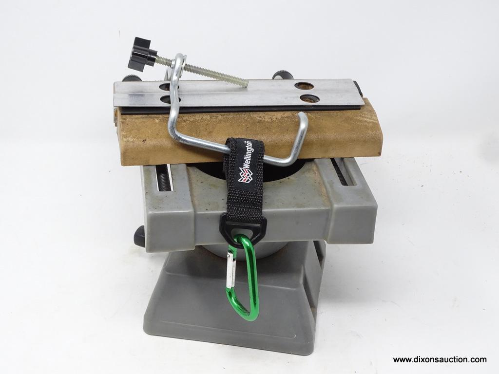 Black Decker Workmate 8 Inch Bench Top Work Center And Vise