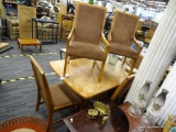VINTAGE BROYHILL DINING TABLE AND CHAIRS; MID-CENTURY DINING ROOM SET INCLUDES A TRESTLE LEGGED