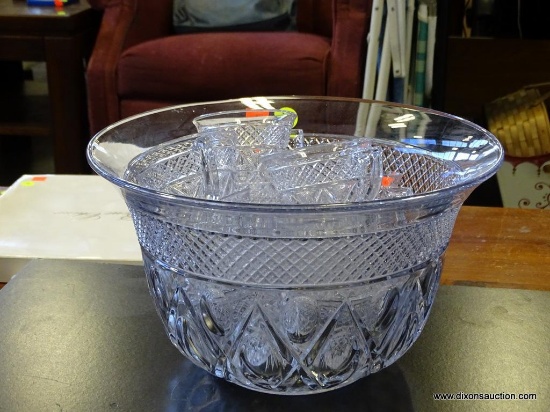 (R2) PUNCH BOWL; PRESSED GLASS PUNCH BOWL WITH 11 CUPS. MEASURES 12 IN X 7 IN