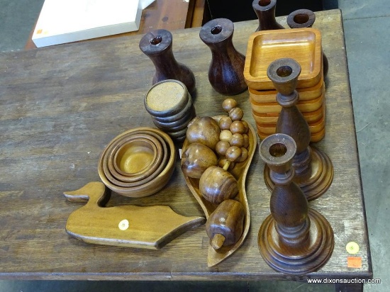 (R2) LOT OF WOODEN ITEMS; CANDLESTICK HOLDERS, WOODEN FRUIT, WOODEN BOWLS, COASTERS, ETC.