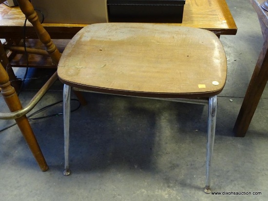 (R2) END TABLE; WOODEN TOP AND CHROME LEGGED END TABLE. HAS A VERY RETRO/MID-CENTURY MODERN LOOK AND