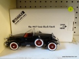 STUTZ BLACK HAWK; THE DANBURY MINT 1927 STUTZ BLACK HAWK 1:24 SCALE MODEL CAR WITH THE ORIGINAL BOX