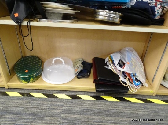 (R1A) SHELF LOT OF ASSORTED ITEMS; THIS LOT CONTAINS A LIDDED PLASTIC CAKE CONTAINER, AN OVAL TIN