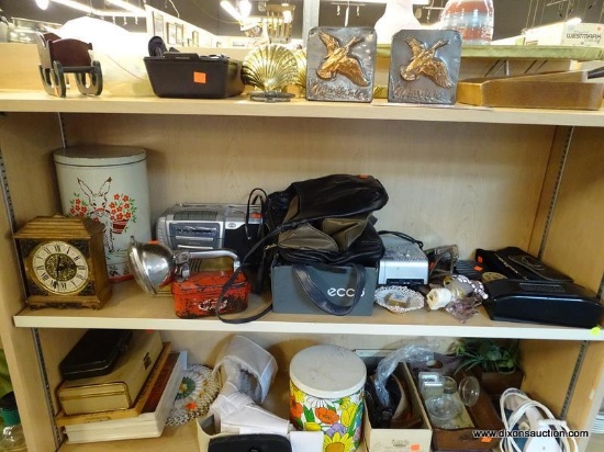 (R1A) SHELF LOT OF ASSORTED ITEMS; LOT INCLUDES 9 PURSES, A VINTAGE DOMESTIC BUTTONHOLE WORKER, A