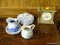 LOT OF ASSORTED DECORATIVE ITEMS; THIS LOT INCLUDES A GLASS DESK CLOCK, A ROYAL TRIEVER BLUE AND