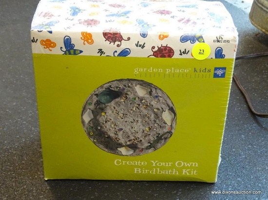 (WIN) CREATE YOUR OWN BIRDBATH KIT; BRAND NEW IN ORIGINAL BOX, NEVER OPENED OR USED. MADE BY GARDEN