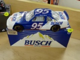 (R1) NASCAR 1:24 SCALE DIECAST COLLECTIBLE STOCK CAR; #95 BUSCH BEER STOCK CAR DRIVEN BY DAVID