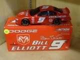 (R4) NASCAR 1:24 SCALE DIECAST COLLECTIBLE STOCK CAR; #9 DODGE 2001 INTREPID R/T DRIVEN BY BILL