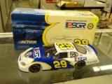 (R3) NASCAR 1:24 SCALE DIECAST COLLECTIBLE MODEL STOCK CAR; RICKY CRAVEN #29 ESGR/ U.S. NAVY 2004